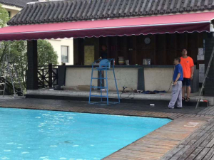 蘇州可移動（dòng）伸縮雨棚戶外推拉棚大型伸（shēn）縮雨棚